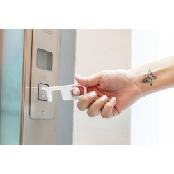Llavero Antibacteriano Anticontact Riken