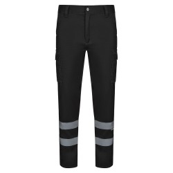 Pantalón multibolsillos...