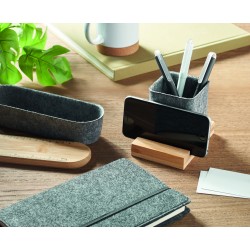Portalápices de fieltro RPET con soporte para móvil Orostan