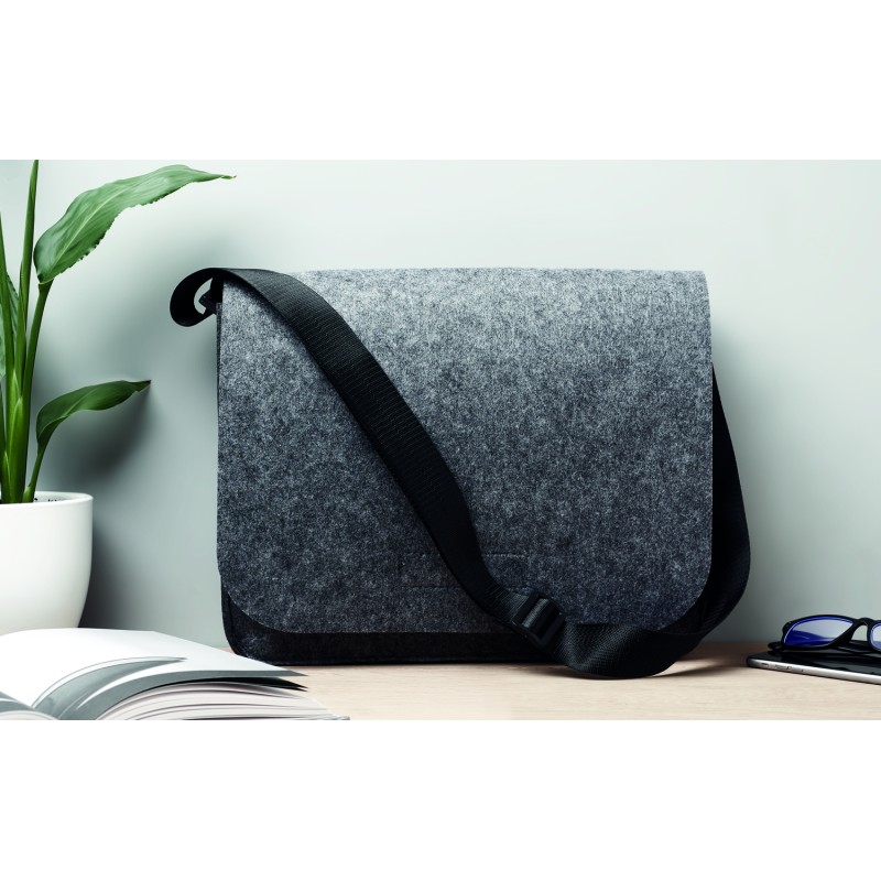 Funda de fieltro RPET para portátil Baglo 15"